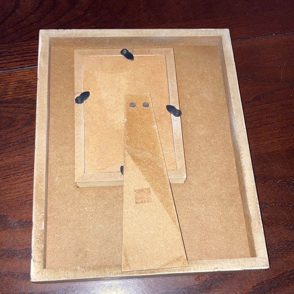 Picture frame - Picture 2 of 3